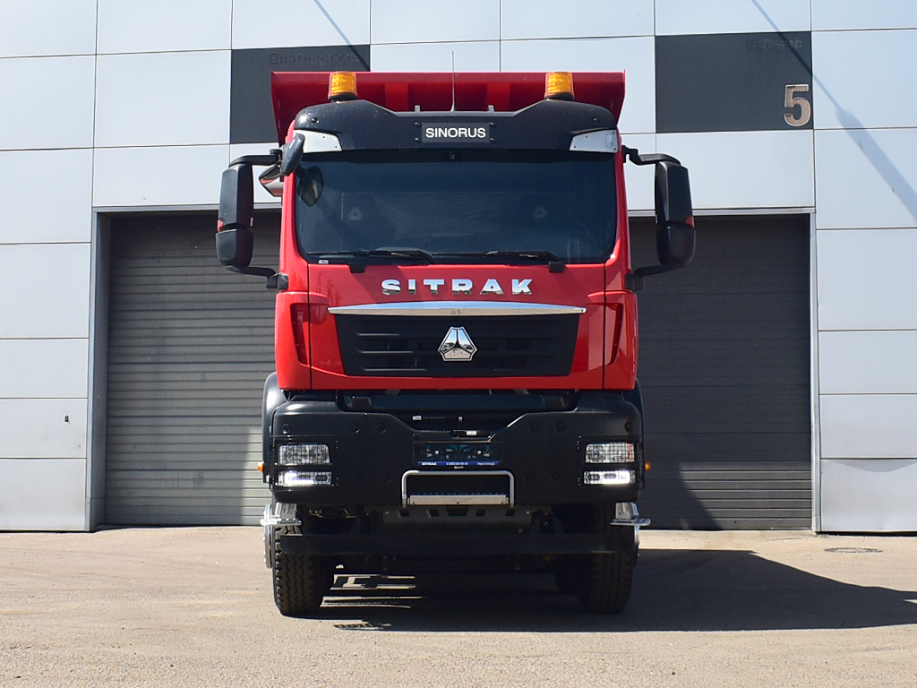 Самосвал SITRAK C7H 8X4 V=32м3